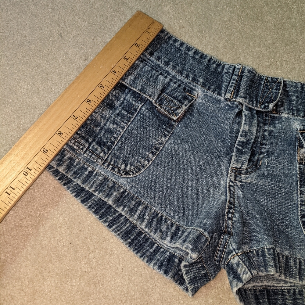 Old navy Jean shorts - Picture 12 of 16
